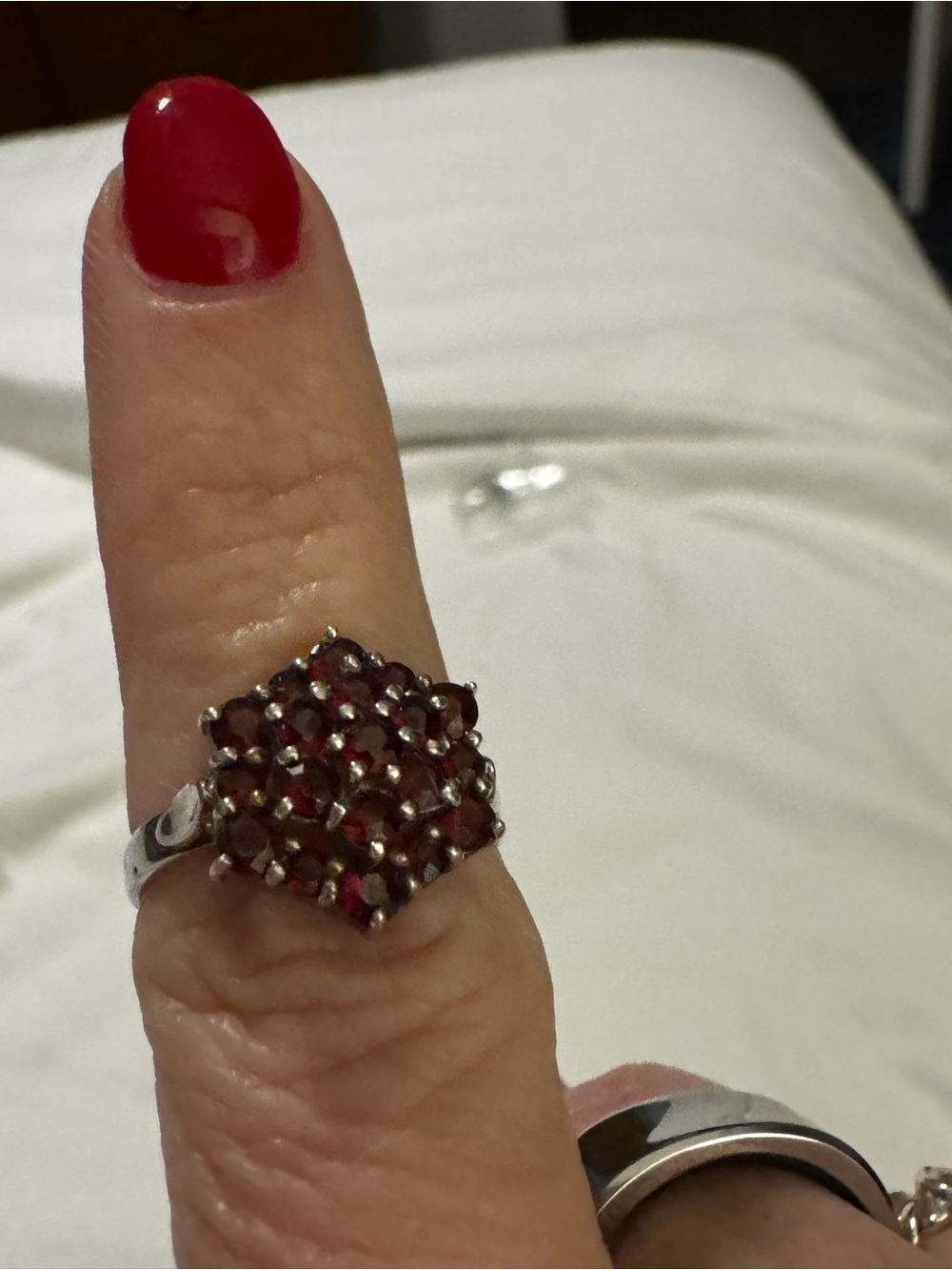 Source Unknown Sterling Silver Cluster Garnet-Red Ring